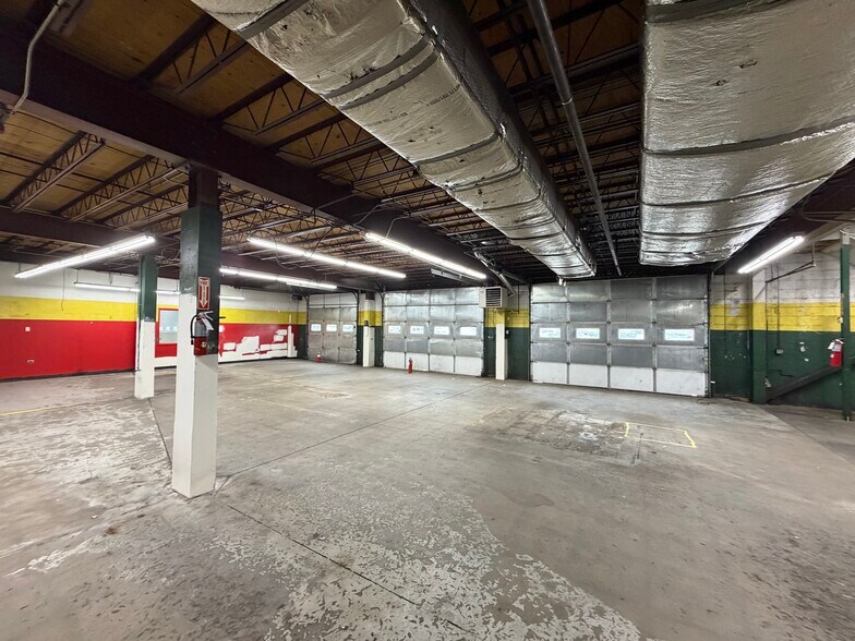 More Photos Of 7999 Wadsworth Blvd, Arvada Auto Repair For Lease