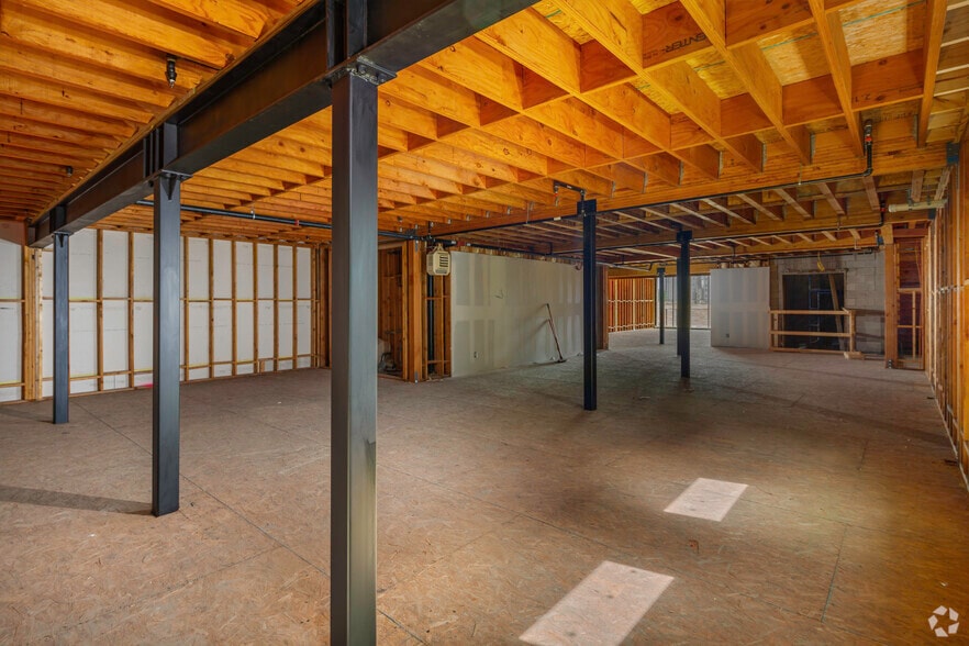 More Photos Of 415 E Cevallos St, San Antonio Restaurant For Lease