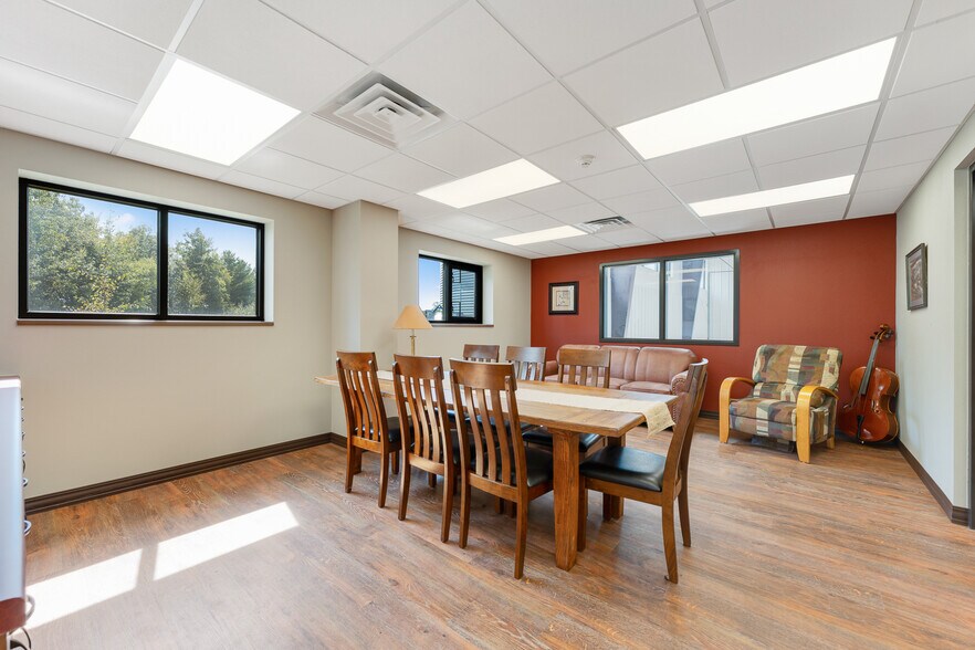 More Photos Of 605 Greenway Ct, Reedsburg Industrial For Sale