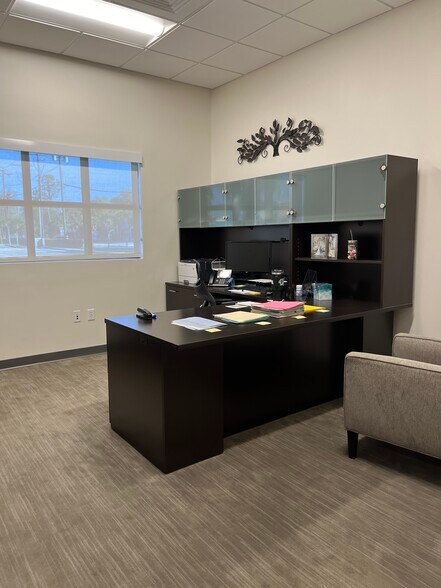 More Photos Of 1751 N Park Ave, Maitland Office For Lease