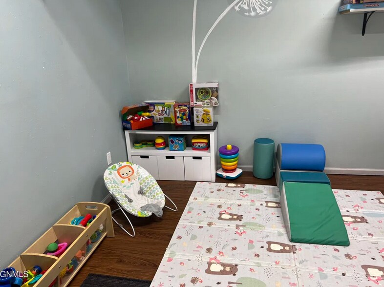 More Photos Of 214 6th Ave NE, Jamestown General Retail For Sale