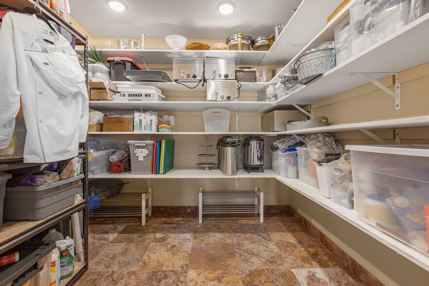 More Photos Of 22053 Highland St, Wildomar Specialty For Sale