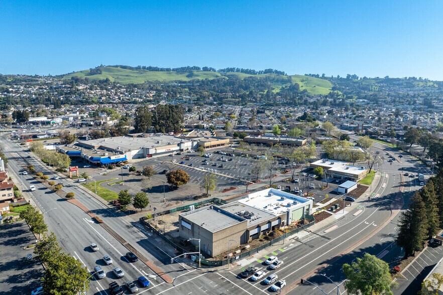 More Photos Of 1300-1380 Fairmont Dr, San Leandro Unknown For Lease