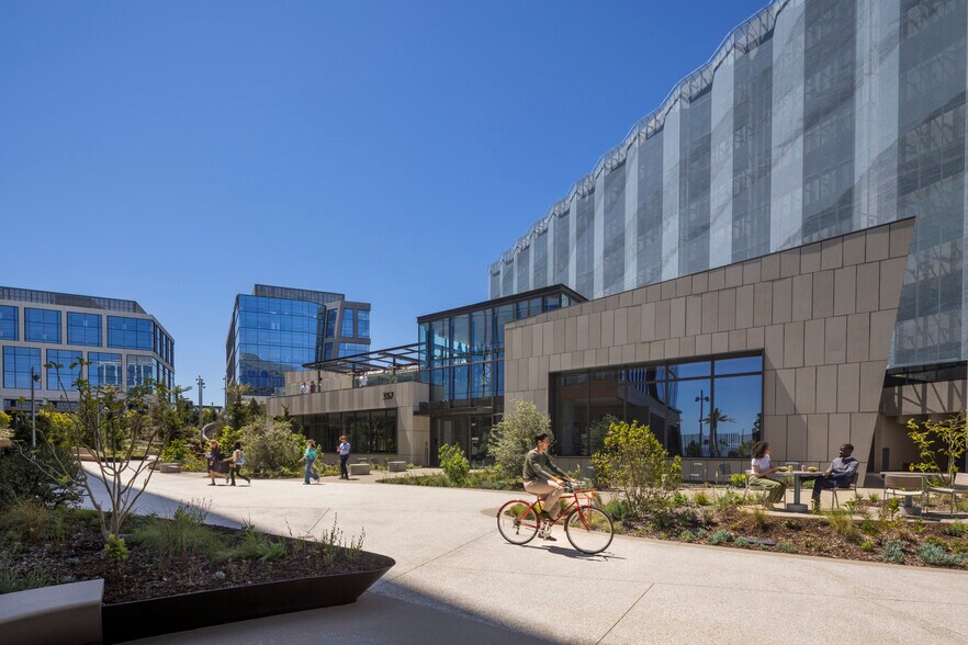 More Photos Of 384 Oyster Point Blvd, South San Francisco Unknown For Lease