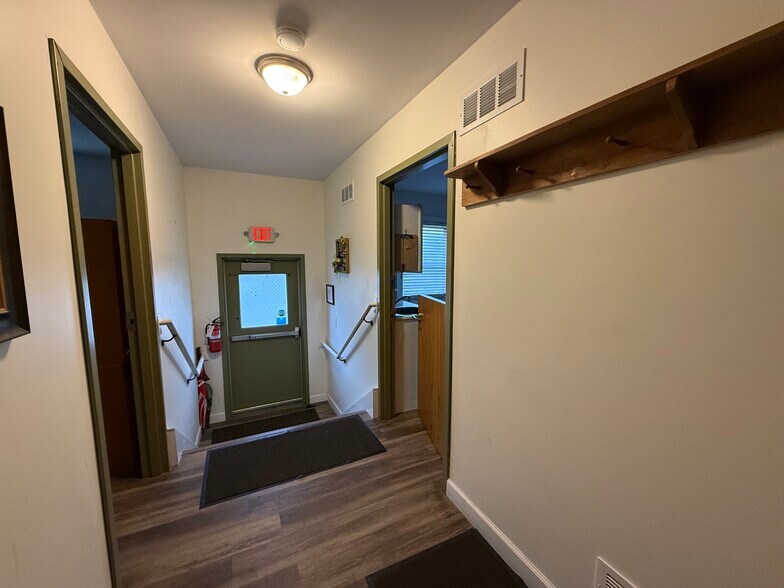 More Photos Of 942 E 3rd St, Monroe Schools For Sale