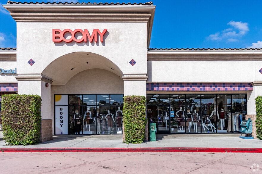 More Photos Of 14525 Lakewood Blvd, Paramount Storefront Retail Office For Sale