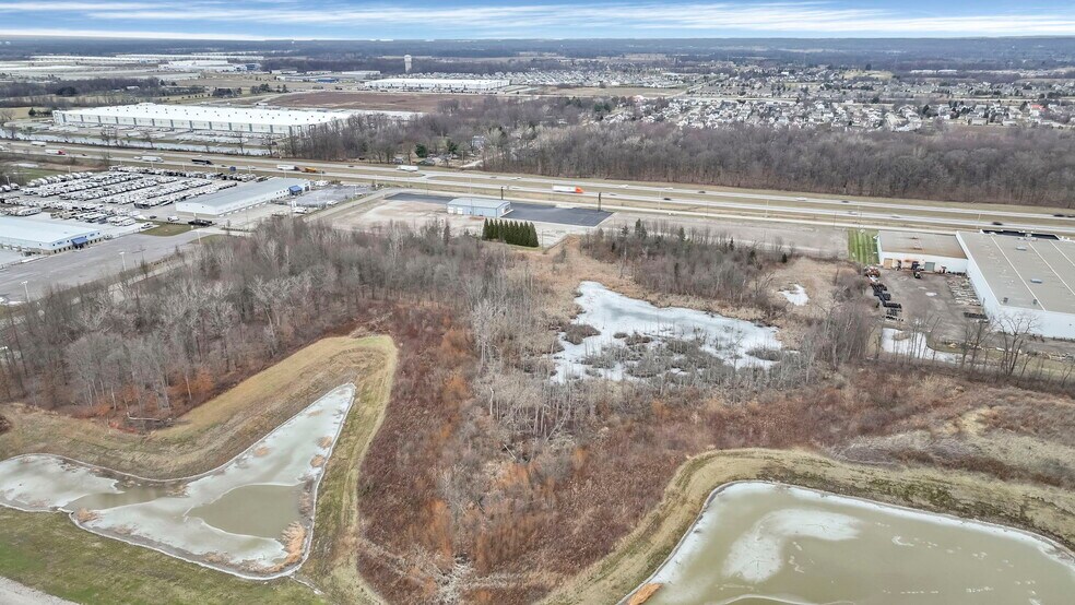 More Photos Of 10967 Columbus Pky, Pataskala Service For Lease