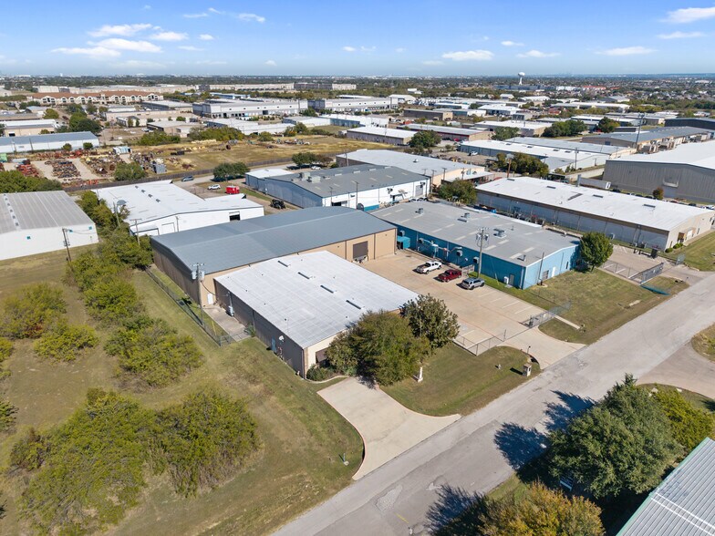 More Photos Of 1201 S Commercial Blvd, Arlington Warehouse For Sale