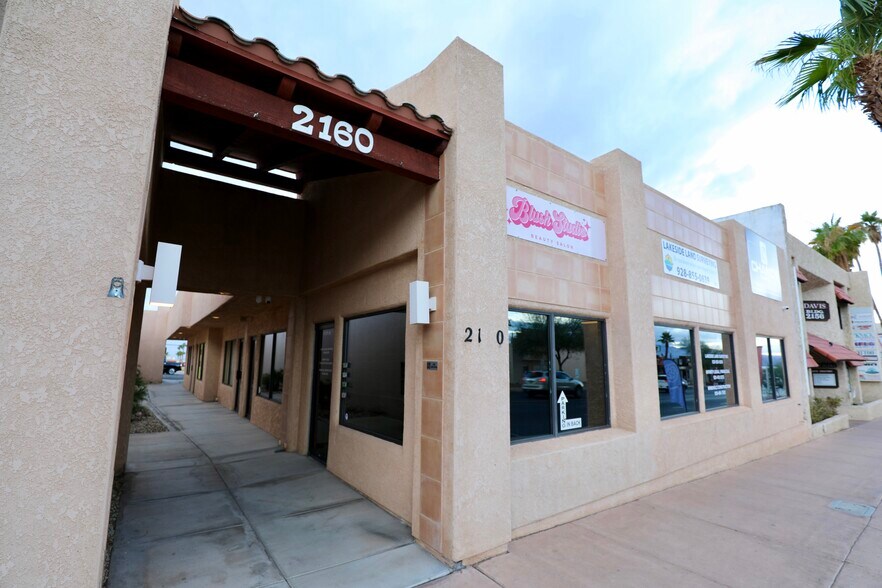 Primary Photo Of 2160 McCulloch Blvd N, Lake Havasu City General Retail For Sale