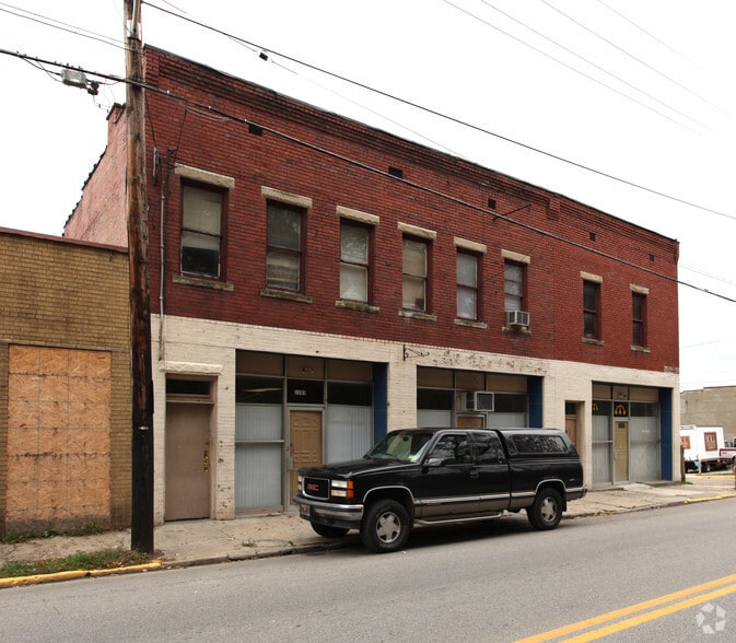 More Photos Of 1103-1107 Washington St W, Charleston Storefront Retail Office For Sale