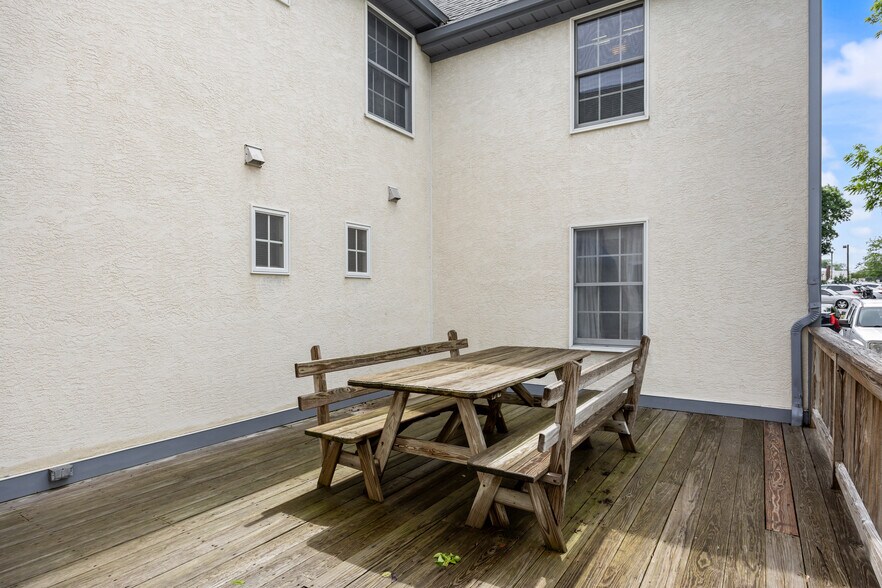 More Photos Of 715 E Main St, Moorestown Office For Sale