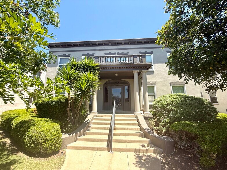 More Photos Of 3501 Park Blvd, San Diego Apartments For Sale