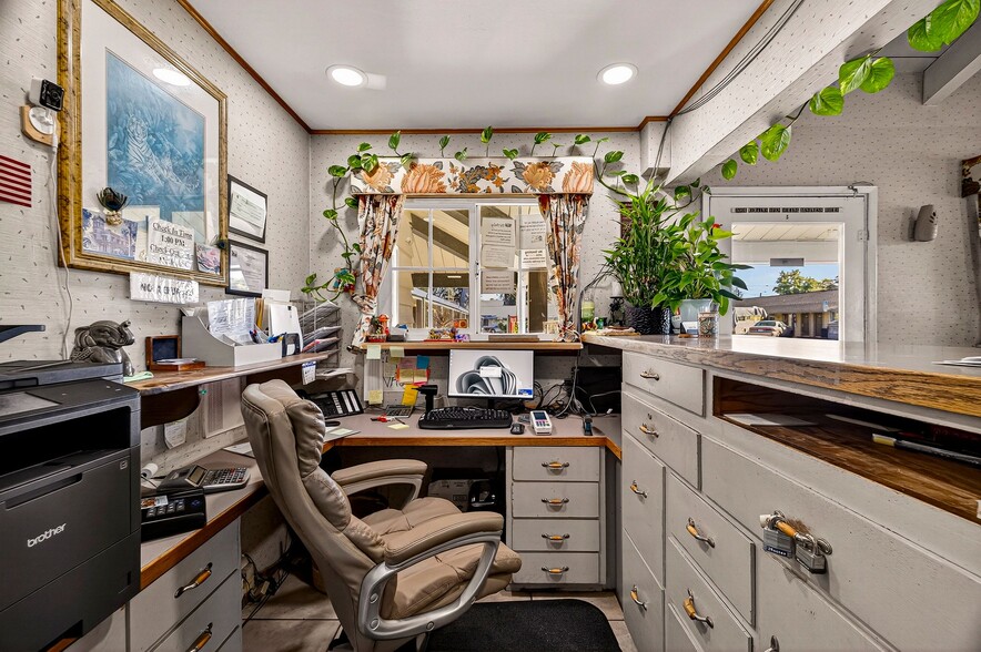 More Photos Of 2352 Esplanade Rd, Chico Hotel For Sale