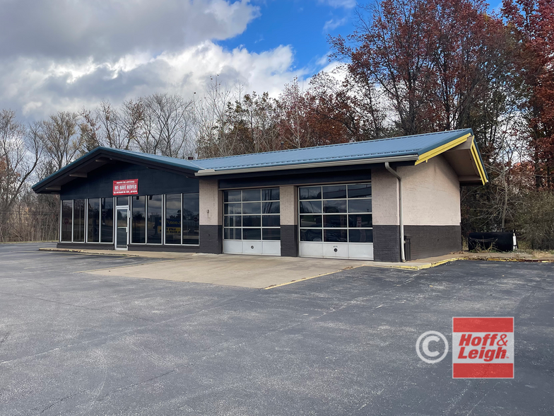 Primary Photo Of 4260 State Route 43, Kent Freestanding For Sale