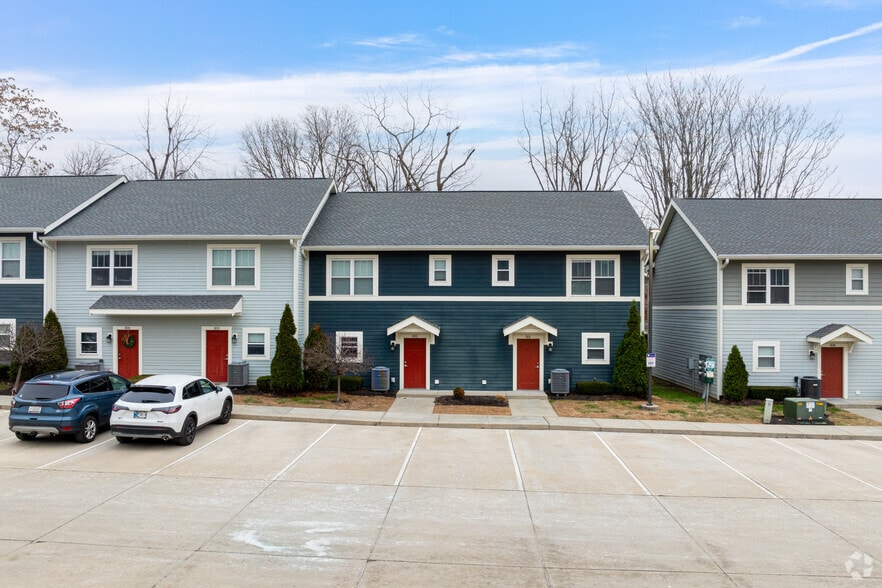 More Photos Of 6159 Winthrop Ave, Indianapolis Apartments For Sale