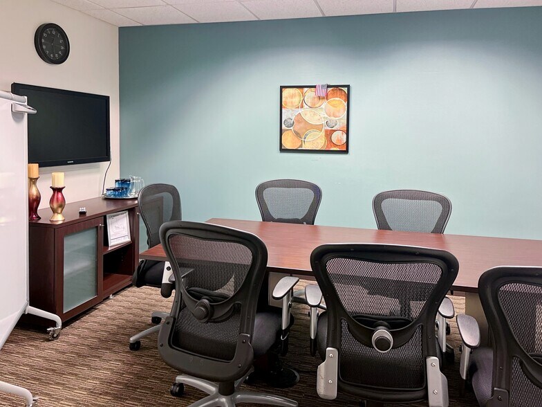 More Photos Of 41 University Dr, Newtown Coworking Space