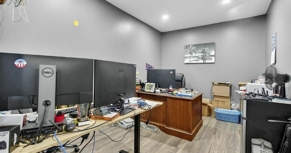More Photos Of 10564 Redoubt Rd, Manassas Warehouse For Lease