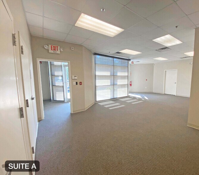 More Photos Of 140 Congress Blvd, Duncan Service For Lease