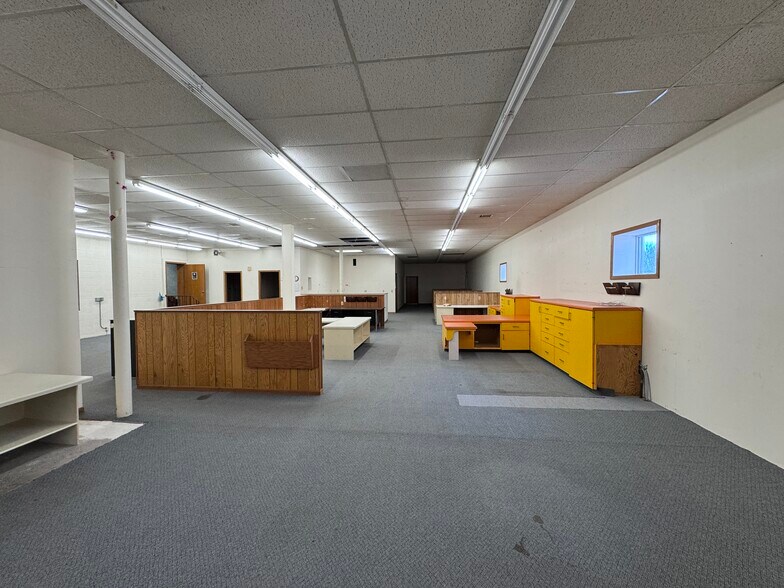 More Photos Of 511 Washington Ave, Detroit Lakes Office For Sale