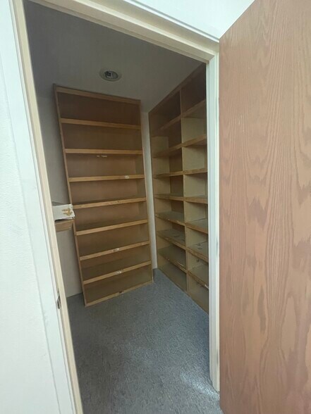 More Photos Of 1709 Girard Blvd NE, Albuquerque Medical For Lease