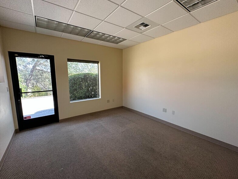 More Photos Of 11860 Kemper Rd, Auburn Flex For Sale