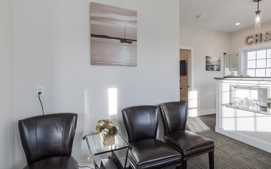 More Photos Of 6 Ames Plaza Ln, Walpole Office For Sale