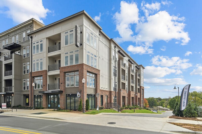 More Photos Of 222 S Main St, Mooresville Apartments For Sale