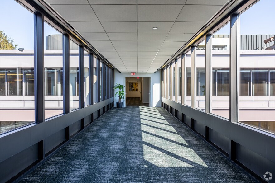 More Photos Of 187 Danbury Rd, Wilton Unknown For Lease