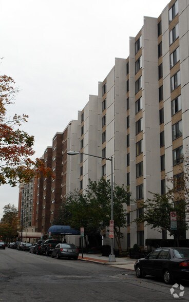 More Photos Of 1440 N St NW, Washington Apartments For Lease
