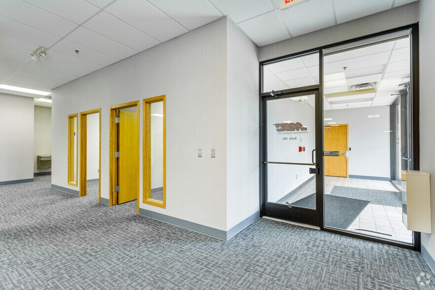 More Photos Of 31572 Industrial Rd, Livonia Unknown For Lease