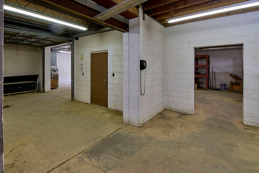 More Photos Of 6328 Elk River Rd, Clendenin Auto Repair For Sale