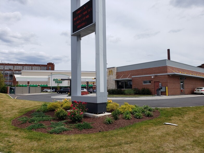 More Photos Of 90 Dayton Ave, Passaic Warehouse For Lease