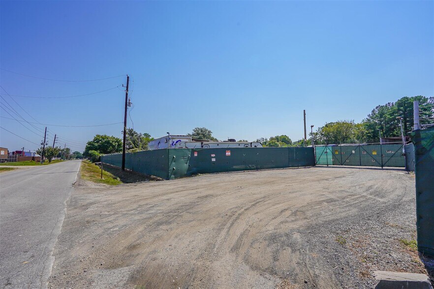 More Photos Of 5530 Addicks Satsuma Rd, Houston Land For Lease