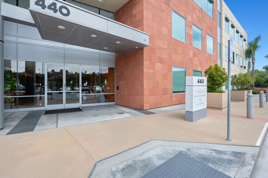 More Photos Of 440 Stevens Ave, Solana Beach Coworking Space