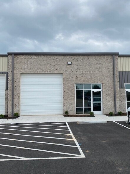 More Photos Of 2303 Worth Ln, Springdale Unknown For Lease