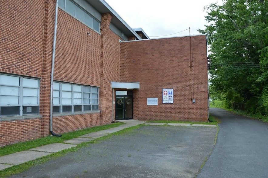 More Photos Of 2300 Mahantongo St, Pottsville Theater Concert Hall For Sale