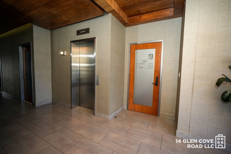 More Photos Of 14 Glen Cove Rd, Roslyn Heights Office For Lease