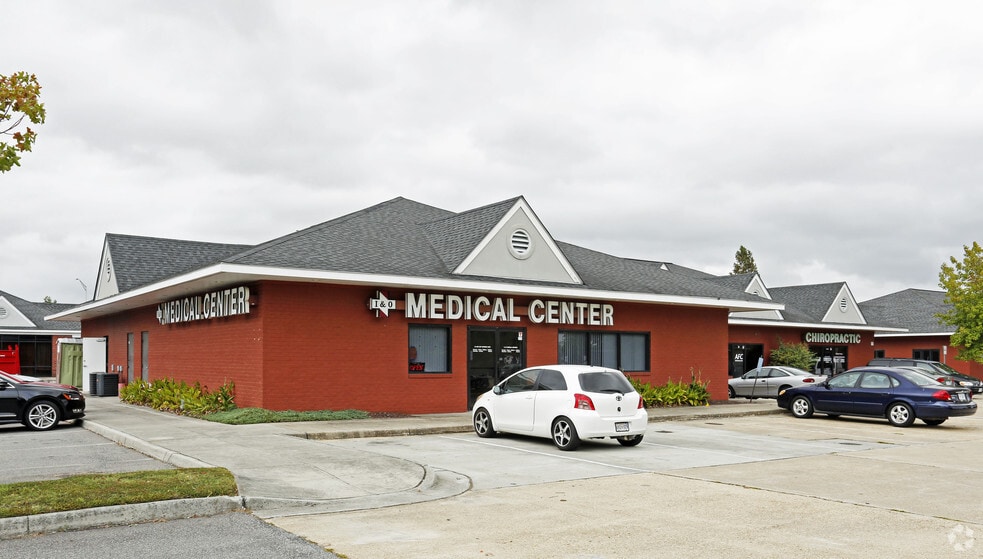More Photos Of 838 N Old George Washington Hwy, Chesapeake Unknown For Lease