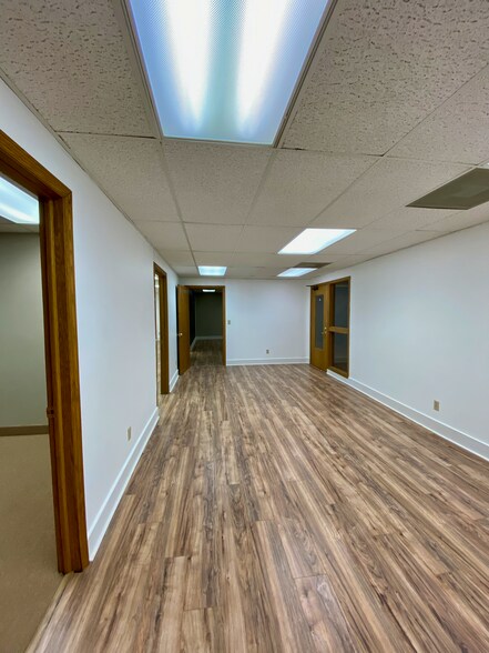 More Photos Of 69 N Lake St, Forest Lake Office For Lease