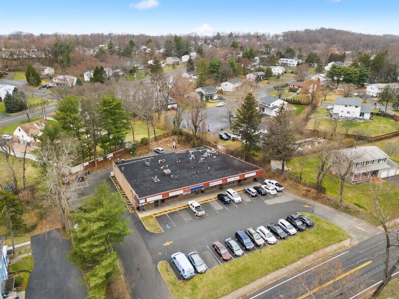 More Photos Of 362-374 Western Hwy, Tappan Freestanding For Lease
