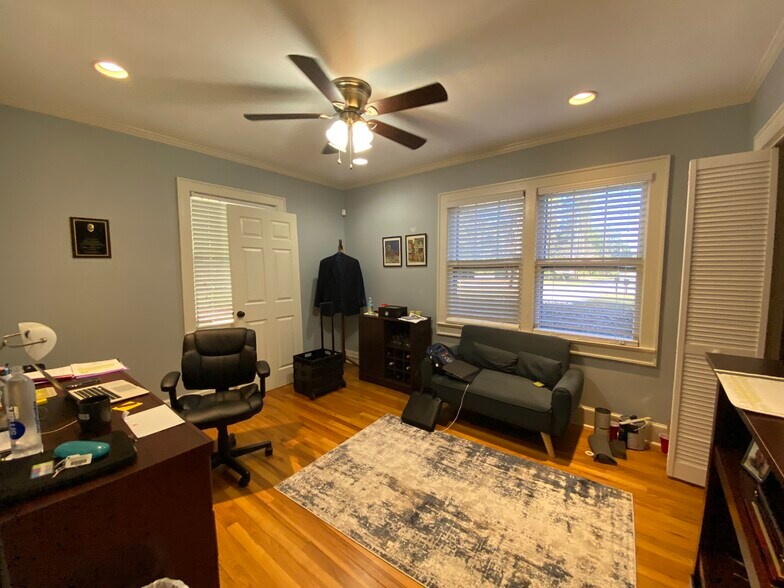 More Photos Of , Summerville Office For Sale