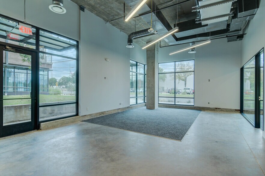 More Photos Of 1800 E 4th St, Austin Apartments For Sale