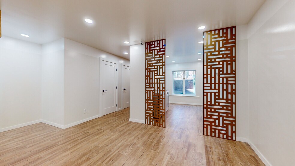 More Photos Of 2150 Fifth Ave, New York Storefront Retail Office For Sale
