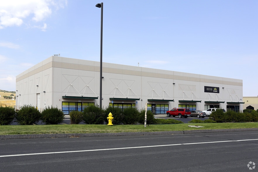 More Photos Of 1733 S Perry St, Castle Rock Warehouse For Lease