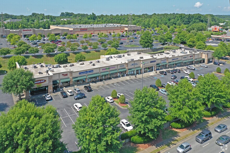 More Photos Of 1075 Hanes Mall Blvd, Winston-Salem Unknown For Lease