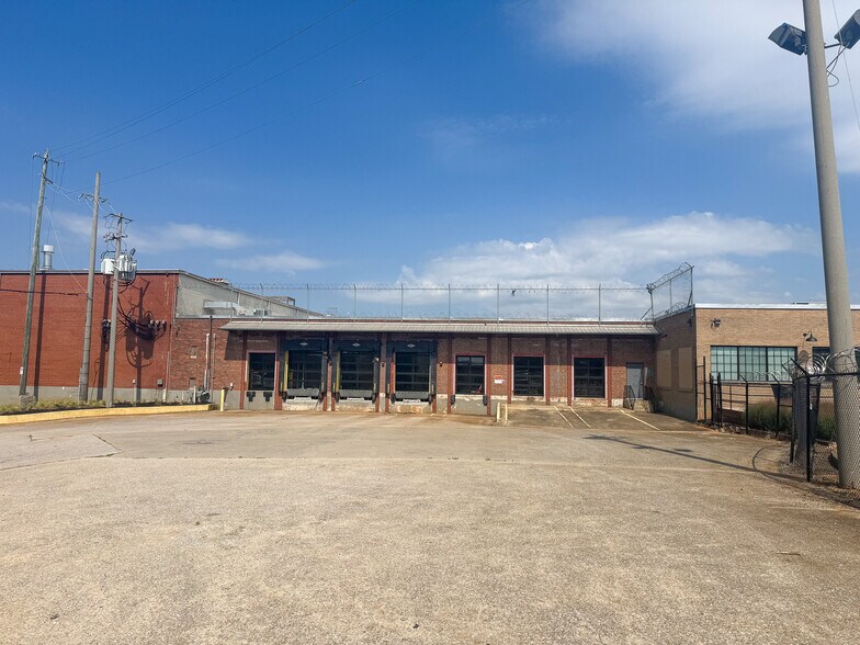 More Photos Of 492 Theta Ave S, Birmingham Industrial For Sale