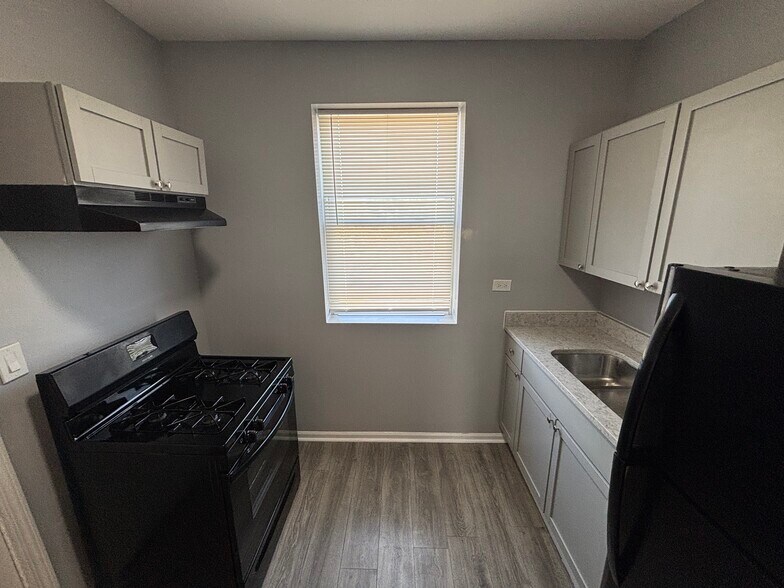More Photos Of 3548 W 15th St, Chicago Apartments For Sale