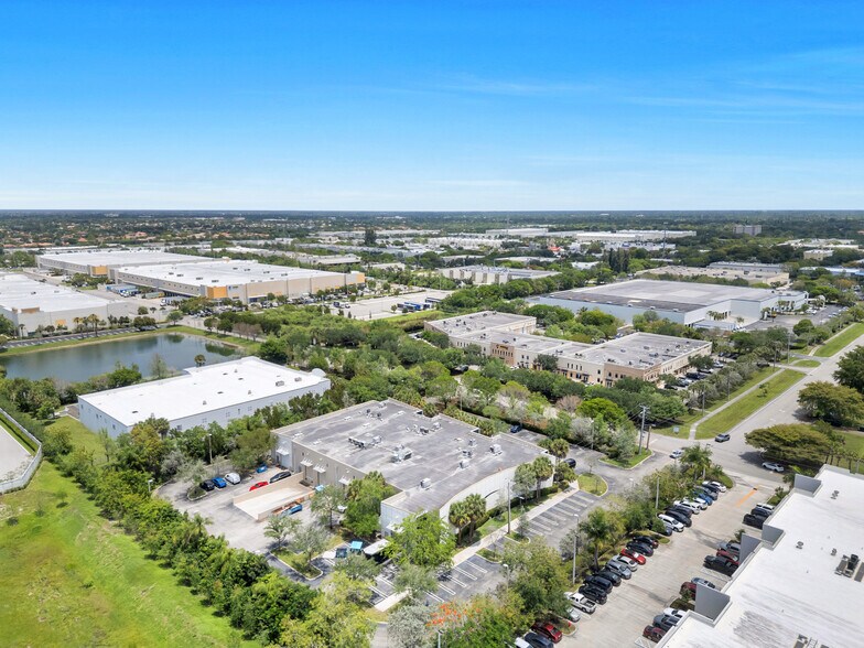 More Photos Of 3900 NW 126th Ave, Coral Springs Warehouse For Sale