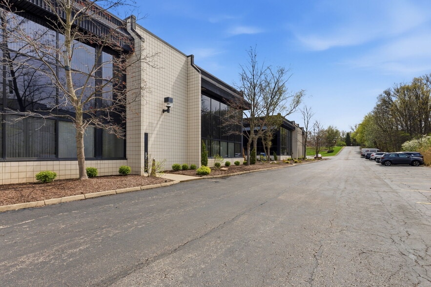 More Photos Of 24610 Detroit Rd, Westlake Office For Sale
