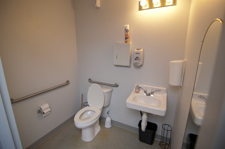 More Photos Of 95-101 Arco Dr, Saint Charles Warehouse For Sale